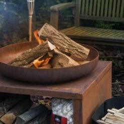 ESSCHERT DESIGN Braséro Storage Corten Esschert 80 Cm + 1/2 Grille De Cuisson -Vente Napoléon brasero storage corten esschert 80 12 grille de cuisson 1